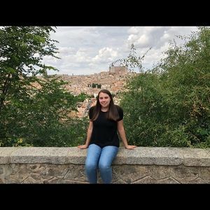 Meet your Posher, Madison